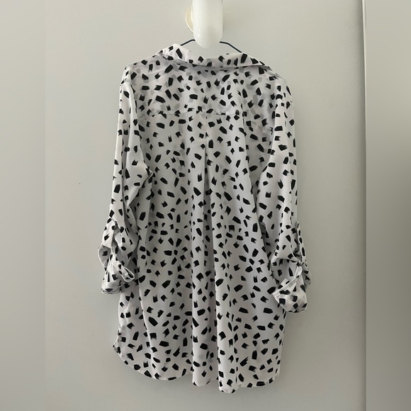 Ellen Tracy button-down shirt - Picture 2 of 4